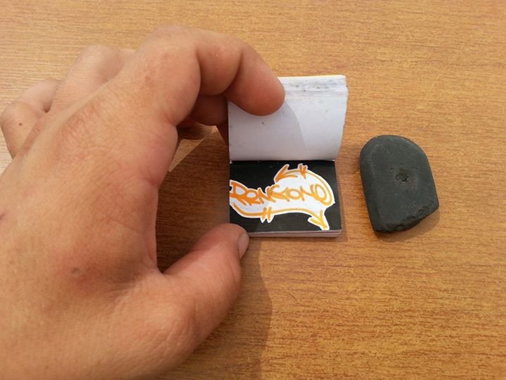 Graffiti Sketch - Photo by renkone (2014)