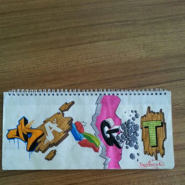 Graffiti Sketch - Photo by renkone (2014)