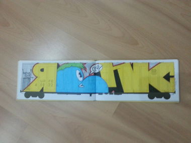 Graffiti Sketch - Photo by renkone