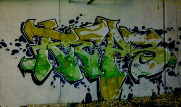 Graffiti Wall in moscow - Photo by reps