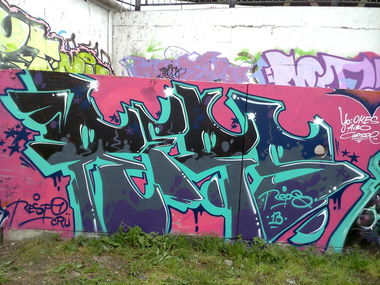 Graffiti Wall in moscow - Photo by reps