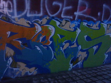 Graffiti Wall in moscow - Photo by reps