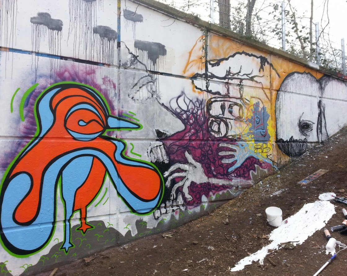 Graffiti Street Art in Duisburg - Photo by restlessleg - nuna, fleck, bld (2015)