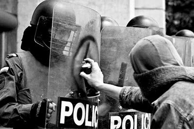 Graffiti Artwork - Photo by retrorebel