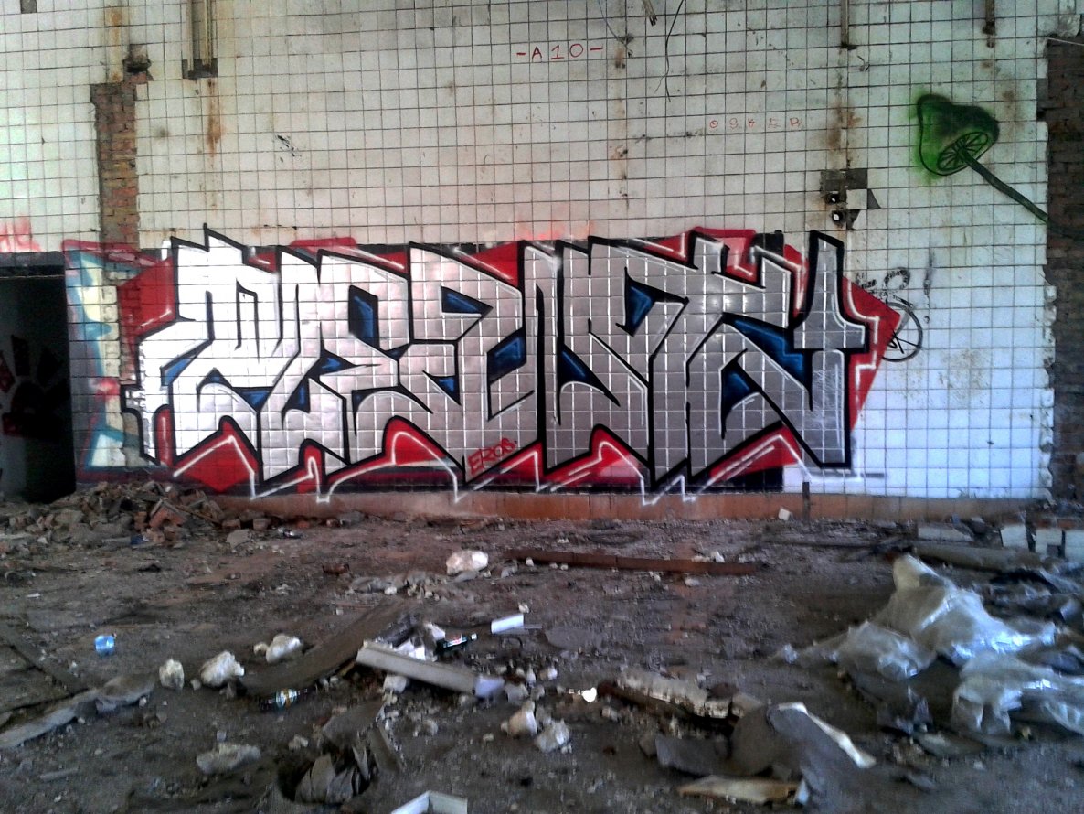Graffiti Wall - Photo by rewt1 - Rewt
