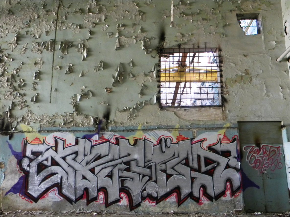 Graffiti Wall - Photo by rewt1 - rewt