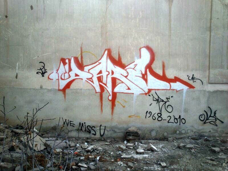 Graffiti Wall in Iran - Photo by rezarioter - dare, sigivonkoeding, kashan (2014)