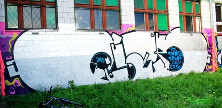 Graffiti Wall in Kraków - Photo by ribse