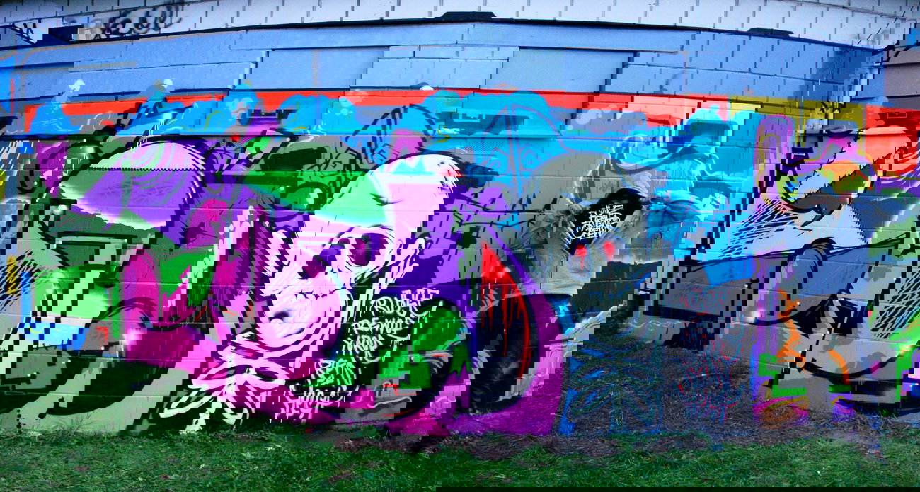 Graffiti Wall - Photo by ribse - BN'S