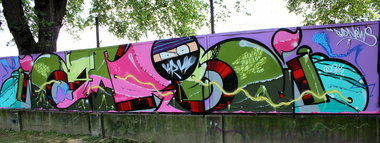 Graffiti Wall - Photo by ribse