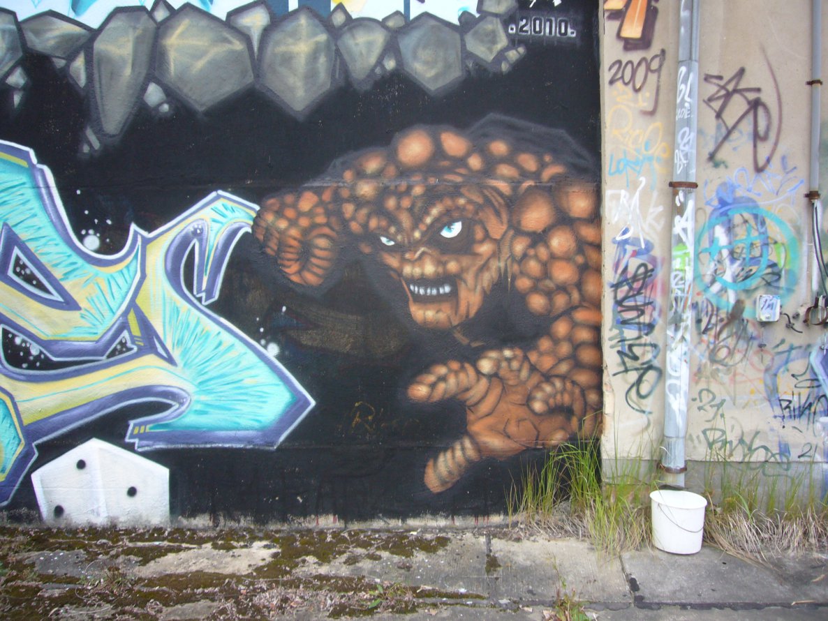 Graffiti Wall in Teltow - Photo by ricoe21 - Thig, Ricoe (2008)