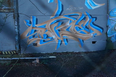 Graffiti Wall in Berlin - Photo by ricoe21 - Ricoe (2013)