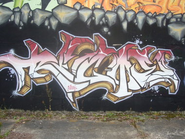 Graffiti Wall in Berlin - Photo by ricoe21 - Ricoe (2009)