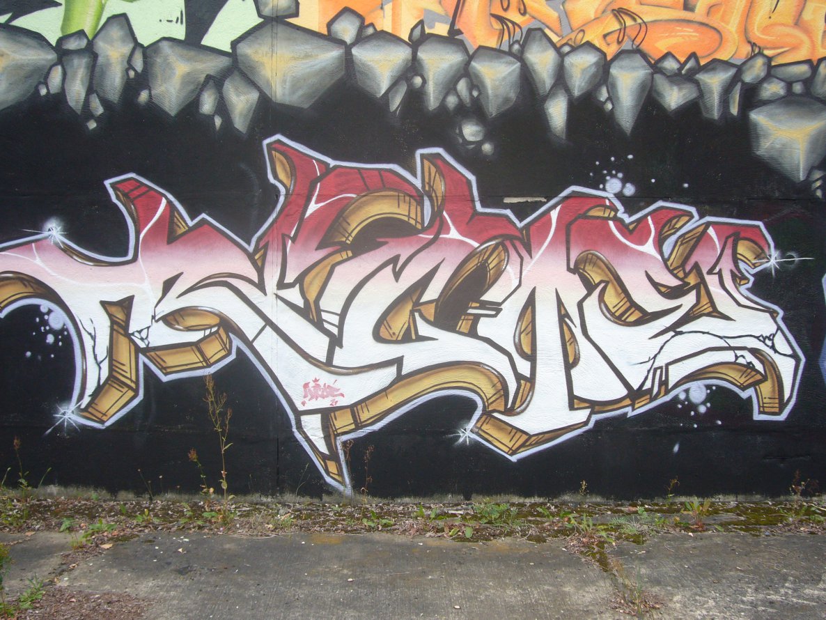 Graffiti Wall in Berlin - Photo by ricoe21 - Ricoe (2009)