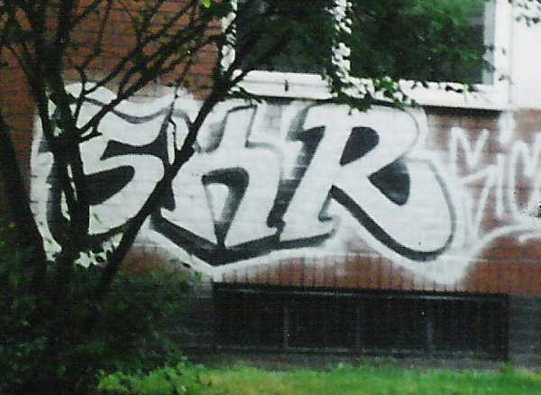 Graffiti Bombing in Berlin - Photo by ricoe21 - SKR, Toad, Pior (2003)
