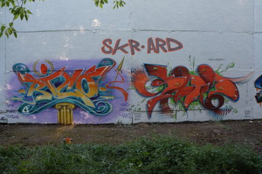 Graffiti Wall in Berlin - Photo by ricoe21 - Rico, SKR, ARD (2014)