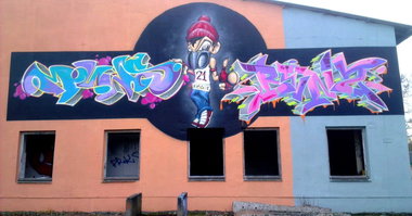 Graffiti Wall - Photo by ricoe21 - Muws, Ricoe21, Benz (2015)