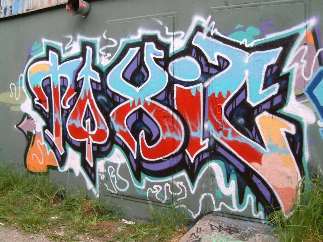 Graffiti Wall - Photo by ride32