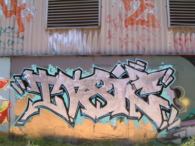 Graffiti Wall - Photo by ride32