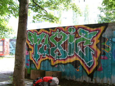 Graffiti Wall - Photo by ride32