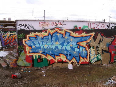 Graffiti Wall - Photo by ride32 - toxic