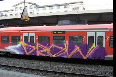 Graffiti Train - Photo by roadjack - Drow