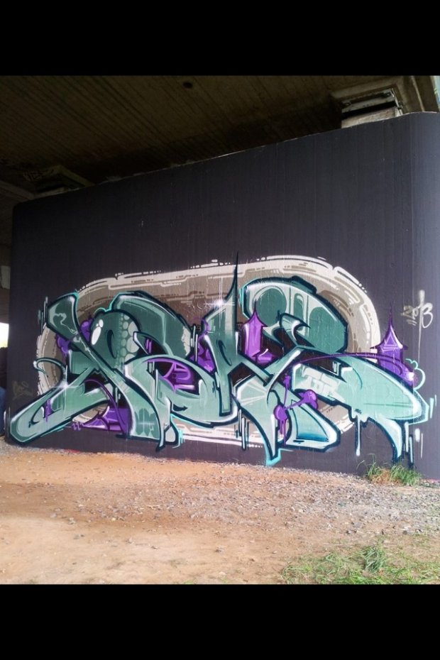 Graffiti Wall - Photo by roadjack