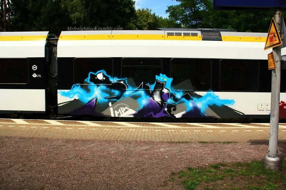 Graffiti Train - Photo by roadjack