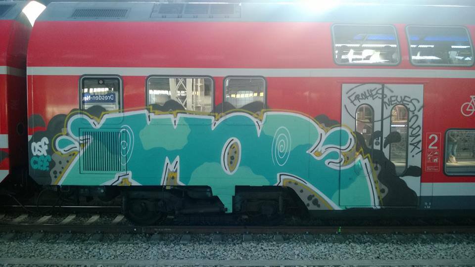 Graffiti Train - Photo by roadjack