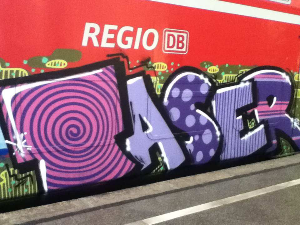 Graffiti Train - Photo by roadjack - Taser