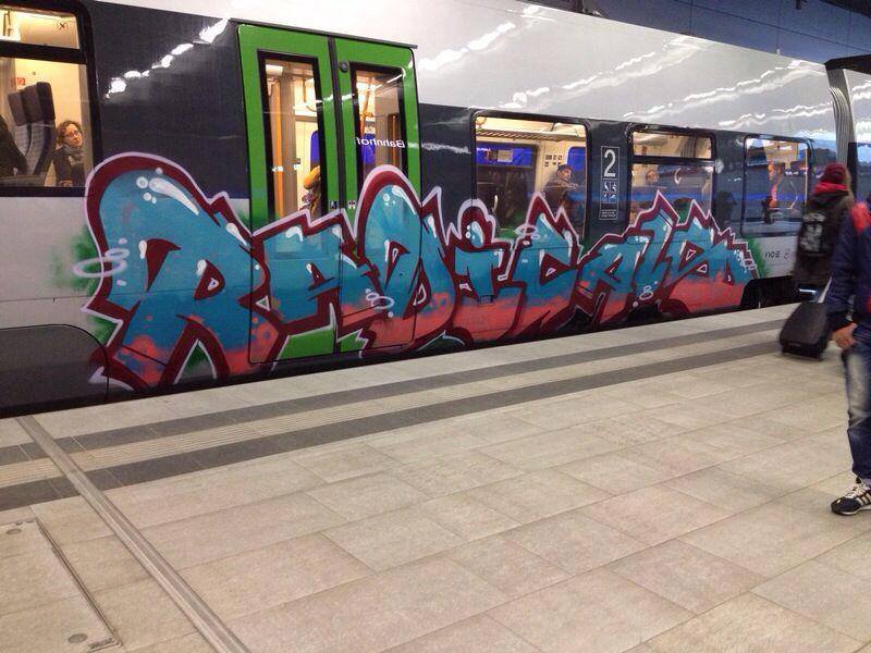 Graffiti Train - Photo by roadjack - Radicals