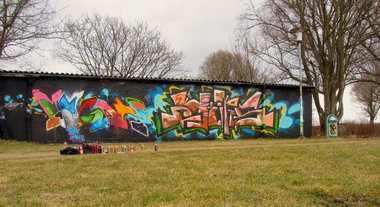 Graffiti Wall - Photo by robeodtz - magda, Chips, Tods