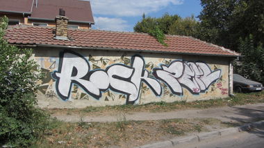 Graffiti Bombing in Varna - Photo by rockone - rock, bulgaria, house (2013)