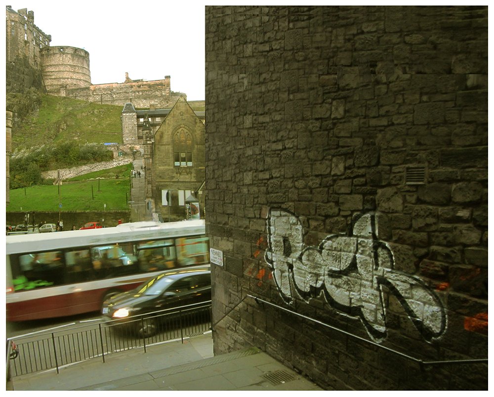 Graffiti Wall - Photo by rockone - castle, edinburgh, scotland (2013)