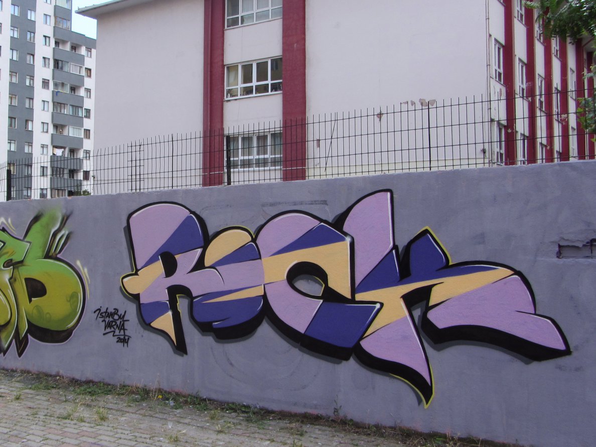 Graffiti Wall in Istanbul - Photo by rockone - rock, turkey, istanbul (2014)