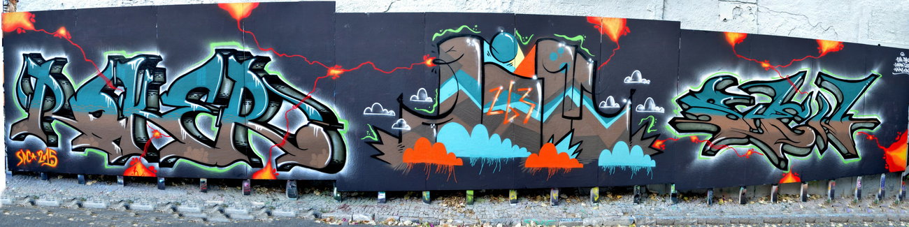 Graffiti Wall - Photo by roker (2015)