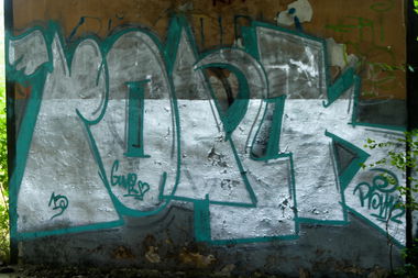 Graffiti Wall - Photo by ronsone (2015)