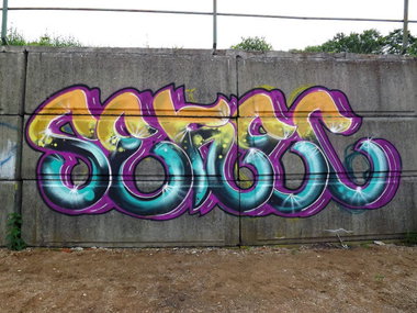 Graffiti Wall - Photo by rotkiv