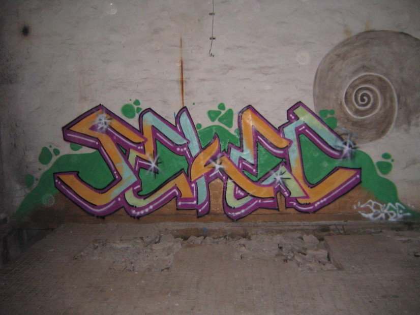 Graffiti Wall - Photo by rotkiv