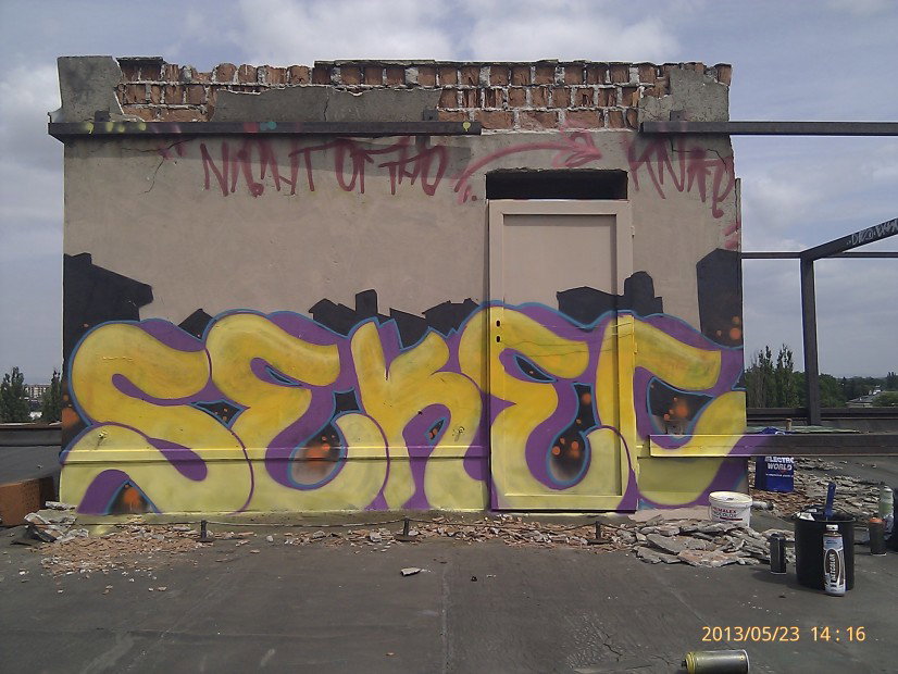 Graffiti Wall - Photo by rotkiv