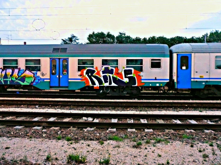 Graffiti Train in Milano - Photo by rots