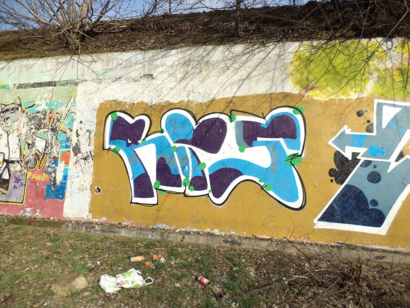 Graffiti Wall in Budapest - Photo by rots - rots (2013)