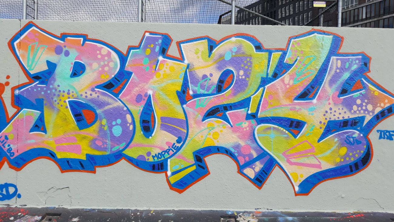 Graffiti Wall in Amsterdam - Photo by royal - BO24 (2018)