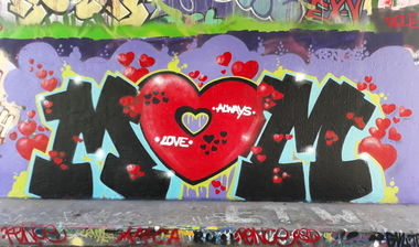 Graffiti Wall in Amsterdam - Photo by royal - RENCE (2018)