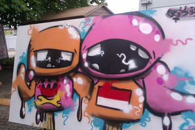 Graffiti Artwork in Frankfurt (Oder) - Photo by royalbone - royal-bone, bone, royal (2013)