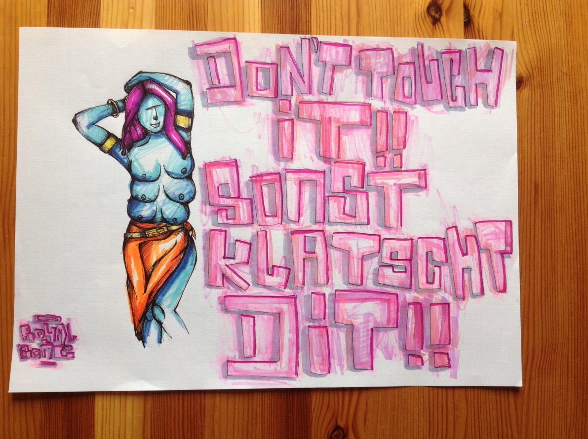 Graffiti Sketch in Seelow - Photo by royalbone - royal-bone, royal, bone (2013)