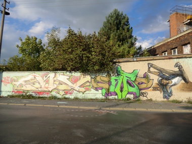 Graffiti Wall - Photo by royalsare - sare, royalsare, graffiti (2012)