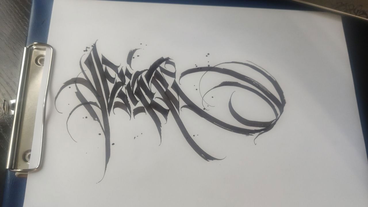 Graffiti Sketch - Photo by ruben