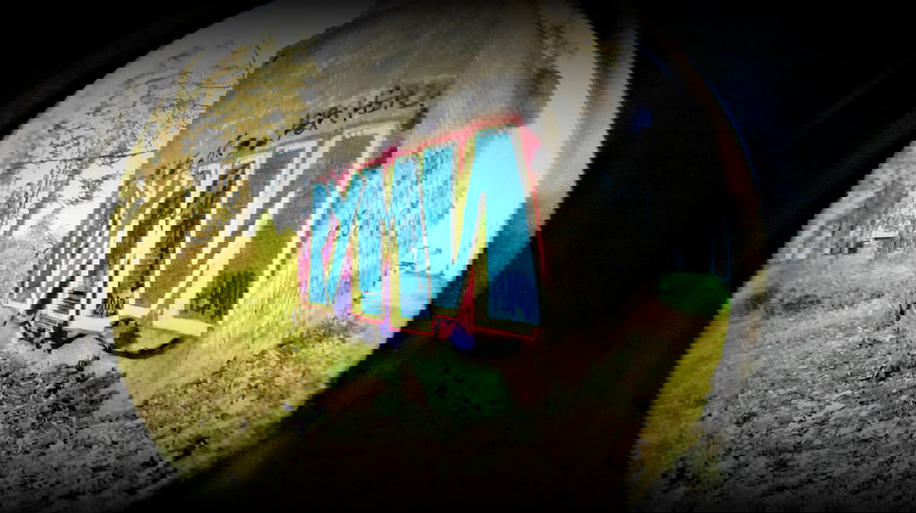 Graffiti Wall - Photo by rumbo