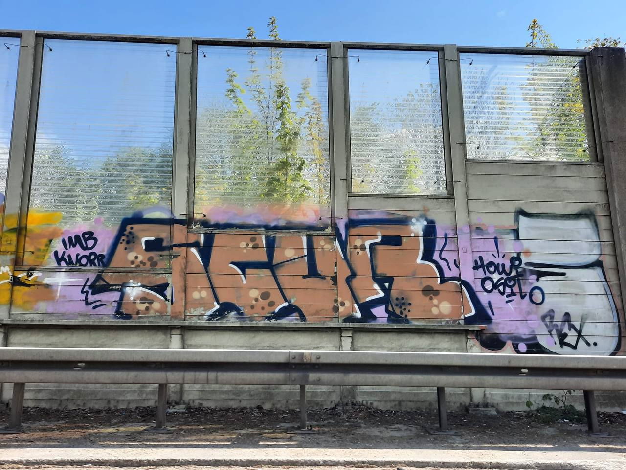 Graffiti Wall - Photo by rumsuno - scur, solingen (2018)